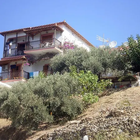 アパート ネメシス ネオ・キリマ