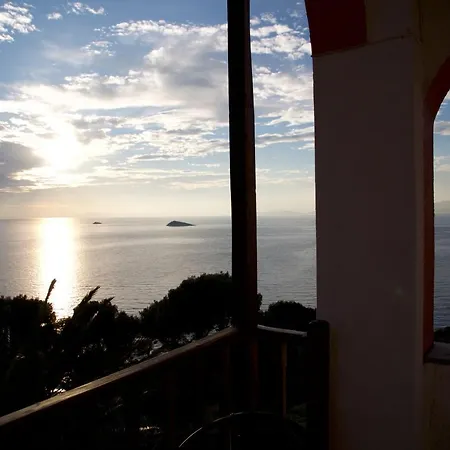 アパート ネメシス ネオ・キリマ